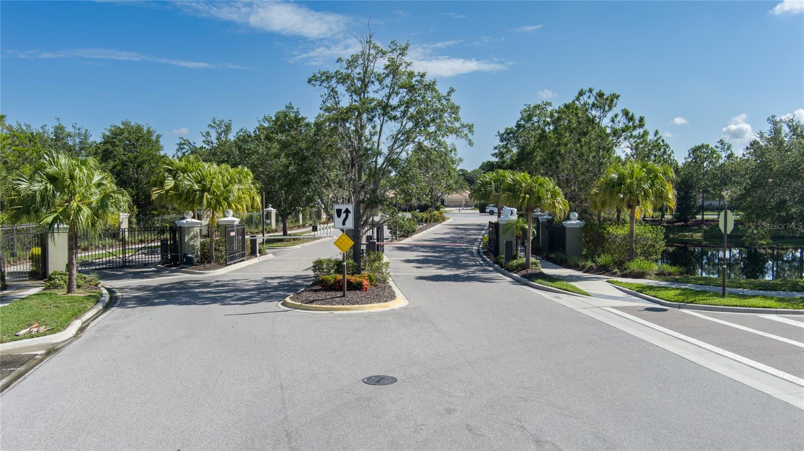 6440 Autumn Woods Way