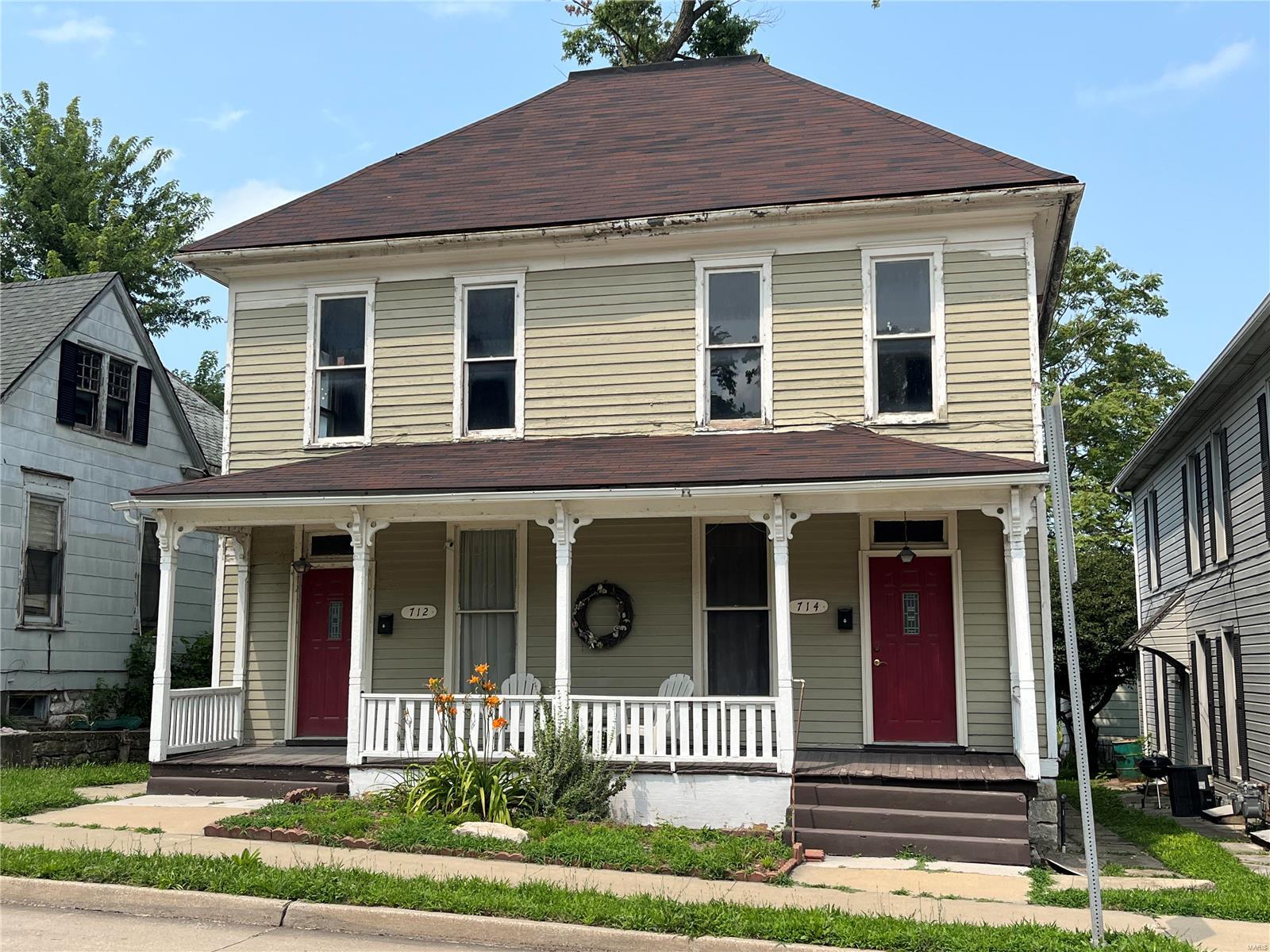 712 Birch Street