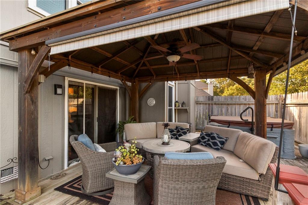 4000 NE 61st Terrace