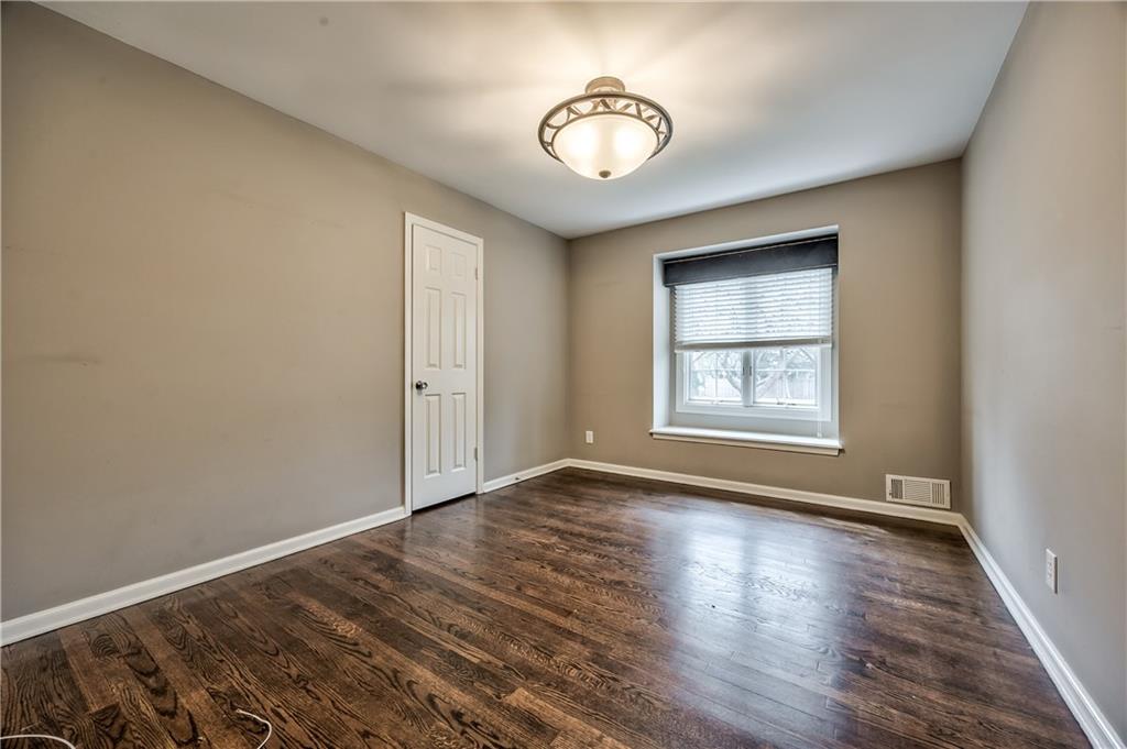4304 W 83rd Street