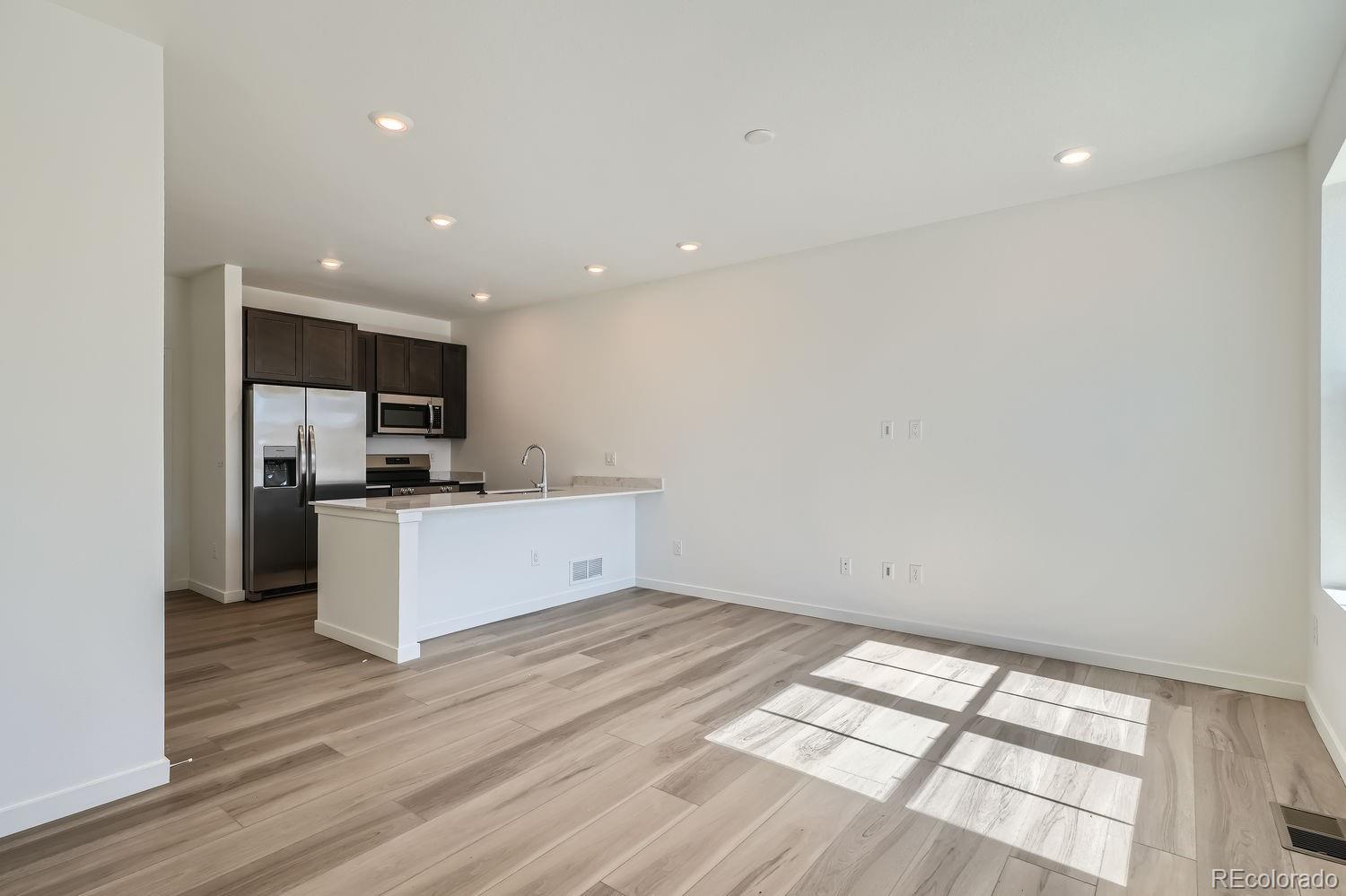 2017 S Haleyville Way