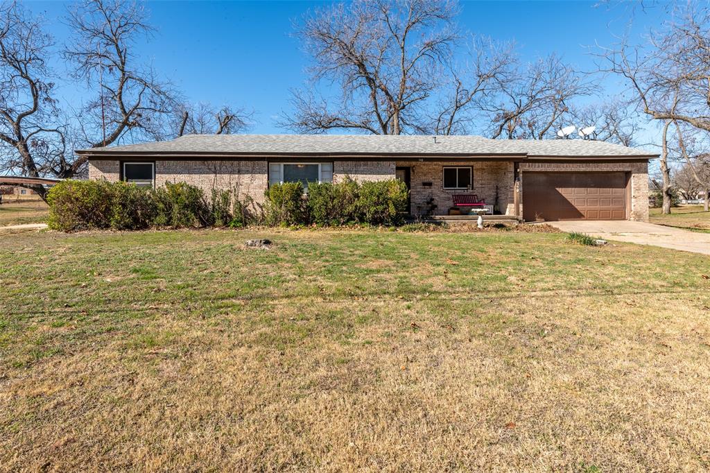 748 S Rusk Street , De Leon, TX, 