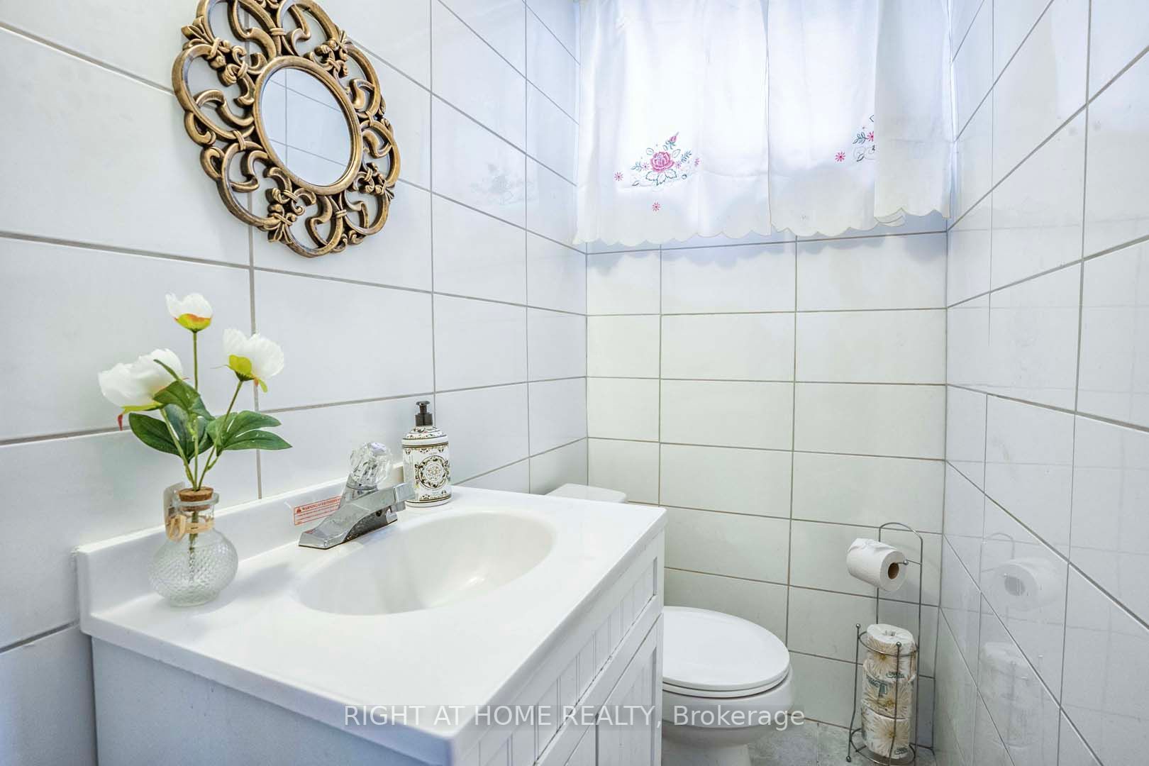 1149 Birchmount Rd