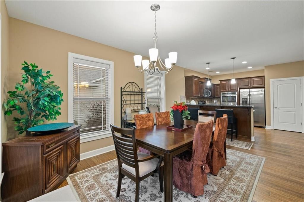 5614 Chimney Rocks Circle