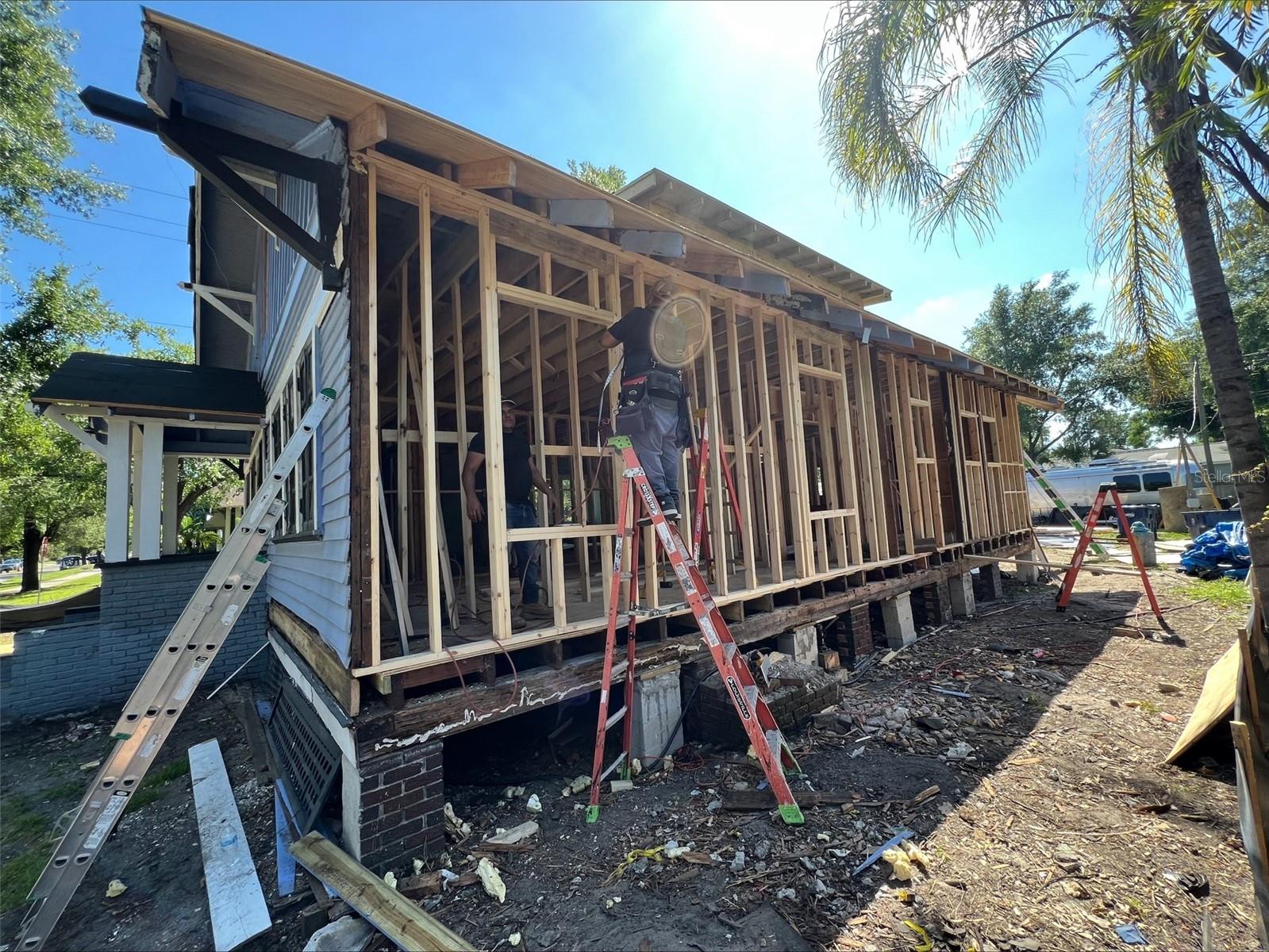 5302 N Central Avenue