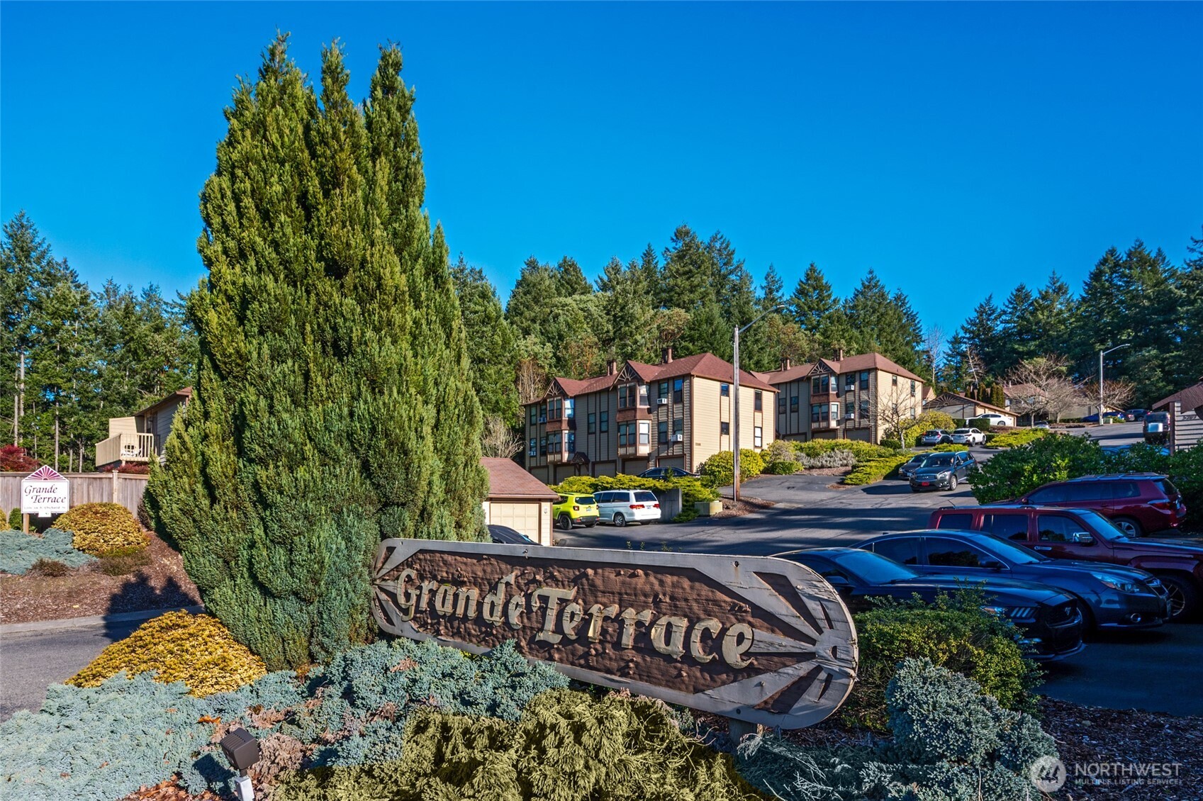 5205 S Orchard Street