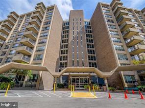 1001 City Avenue EE-927