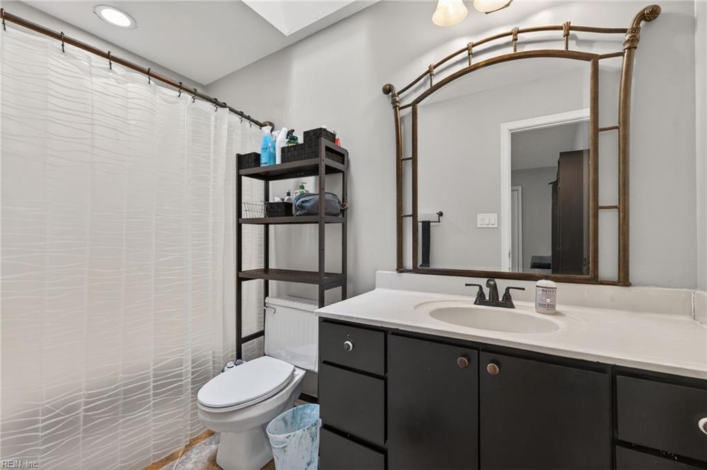 1512 Colonnade Drive