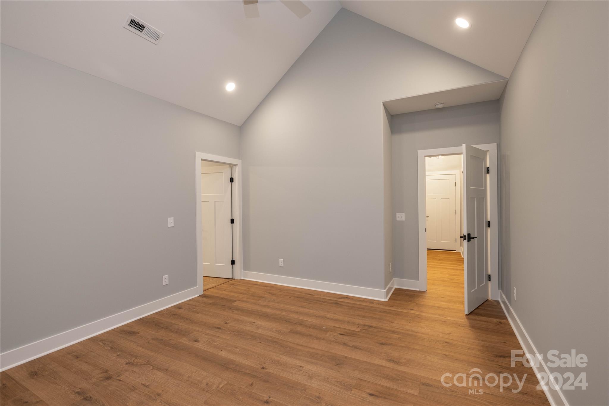 143 Eagle Point