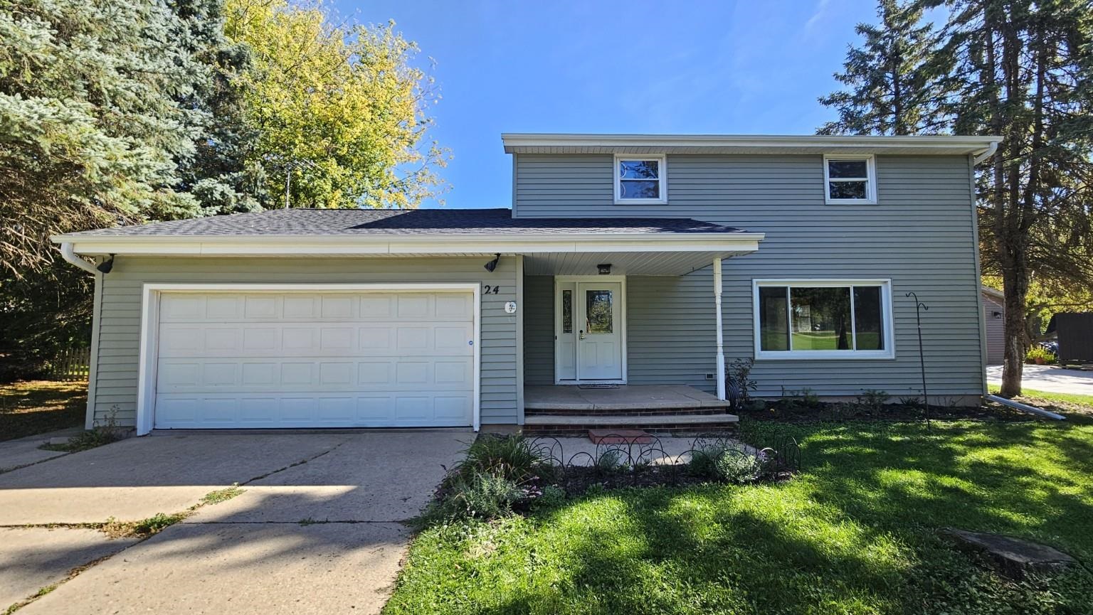 24 Weimar Court