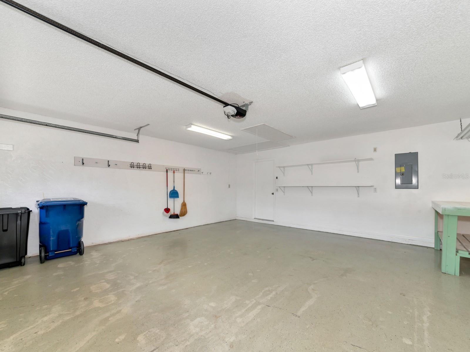 4503 Lake Vista Drive 4