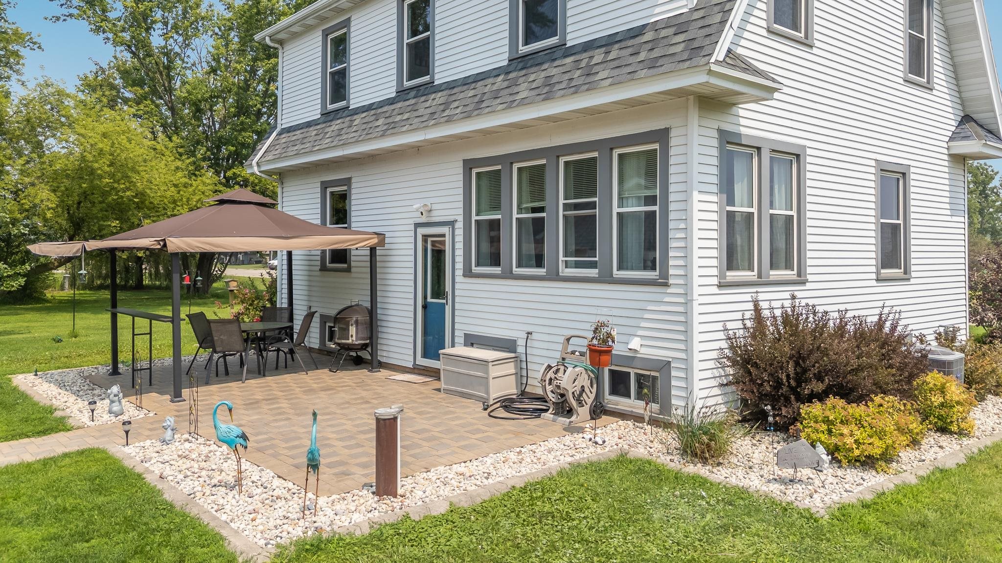 5261 County Rd T