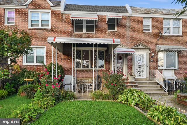 Welcome to this beautifully updated 3 bedroom, 3 full bath home in sought-after Cedarbrook, where classic 1950 craftsmanship meets thoughtful modern upgrades. With 1,686 square feet above grade plus a finished walkout basement, this home is move-in ready and priced to reflect the real investment already made in it.Step inside to a renovated kitchen and updated bathrooms throughout, giving you the finished look and feel of a newer build without the newer price tag. The finished walkout basement adds a full bath and valuable flexible living space, ideal for a guest suite, home office, or media room. A new roof means one less major expense for buyers to plan around, and central air keeps the whole home comfortable year round. Off-street parking rounds out the list of upgrades that matter most to today’s buyers.Each of these updates adds real, lasting value: a new roof and updated systems reduce a buyer’s risk and carrying costs, the extra full bath and finished lower level add usable square footage that appraises well, and the renovated kitchen and baths are the two rooms buyers judge a home by first.Homes in this condition move fast. With rates still shaping buyer budgets, move-in ready properties with major capital updates already done are in short supply and in high demand. Don’t wait to see this one in person, schedule your showing today before it’s gone.