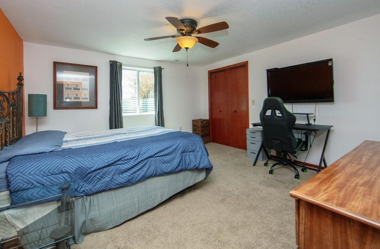 1210 N Walnut Street