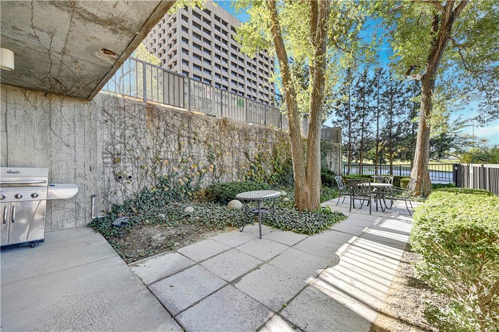 600 E Admiral Boulevard 1608