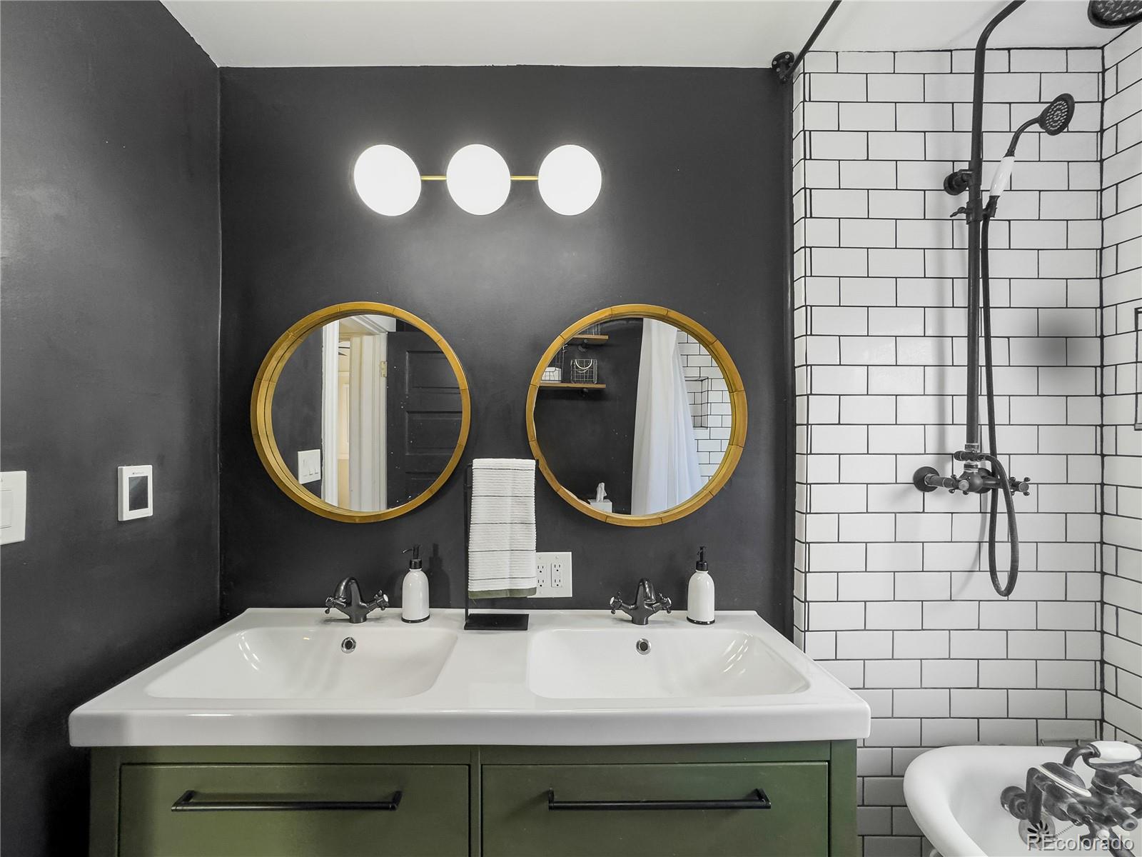 2088 S Pennsylvania Street