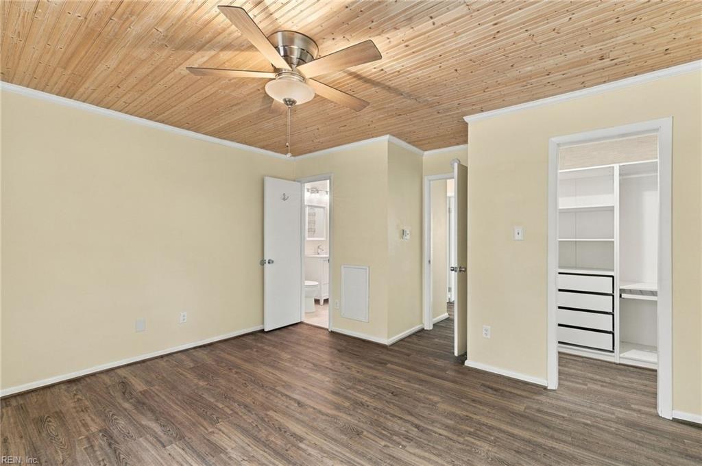 1004 Myrtle Court