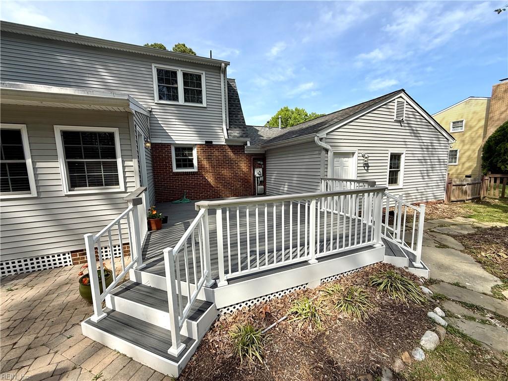15 Carriage Hill Drive
