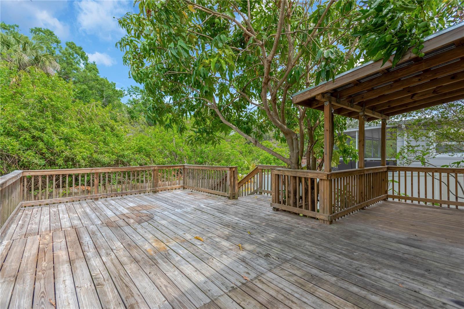 7208 S Juanita Street