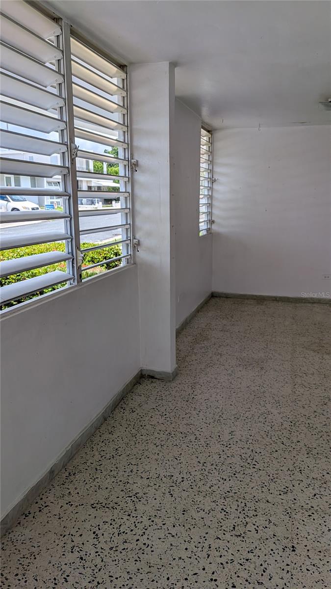 Urb. Santa Elena Calle 9 E-5