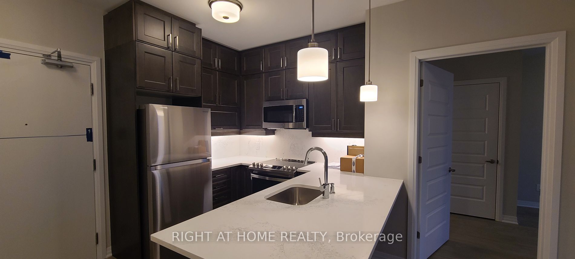 460 Gordon Krantz Ave 506