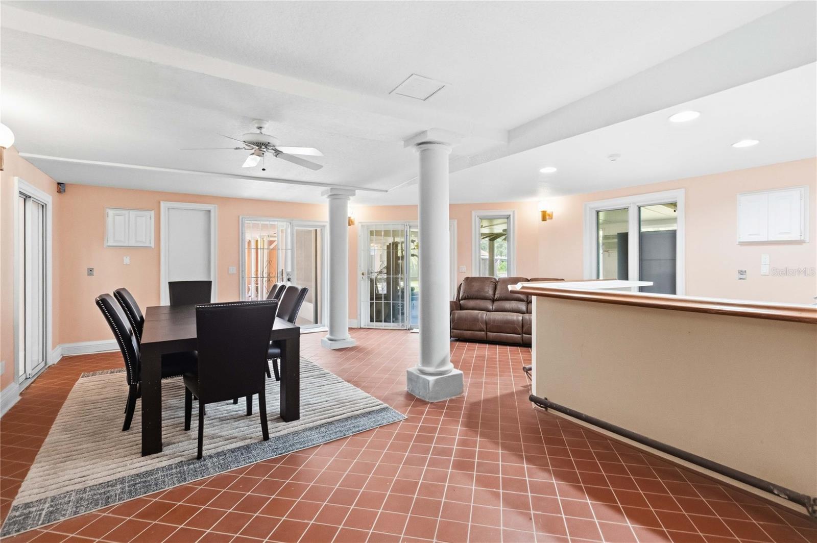 593 Dunmar Circle