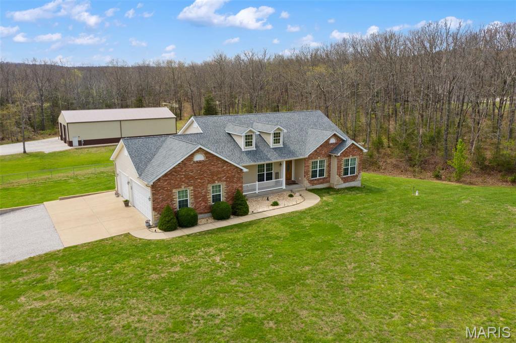 10040 Meadowbrook Court