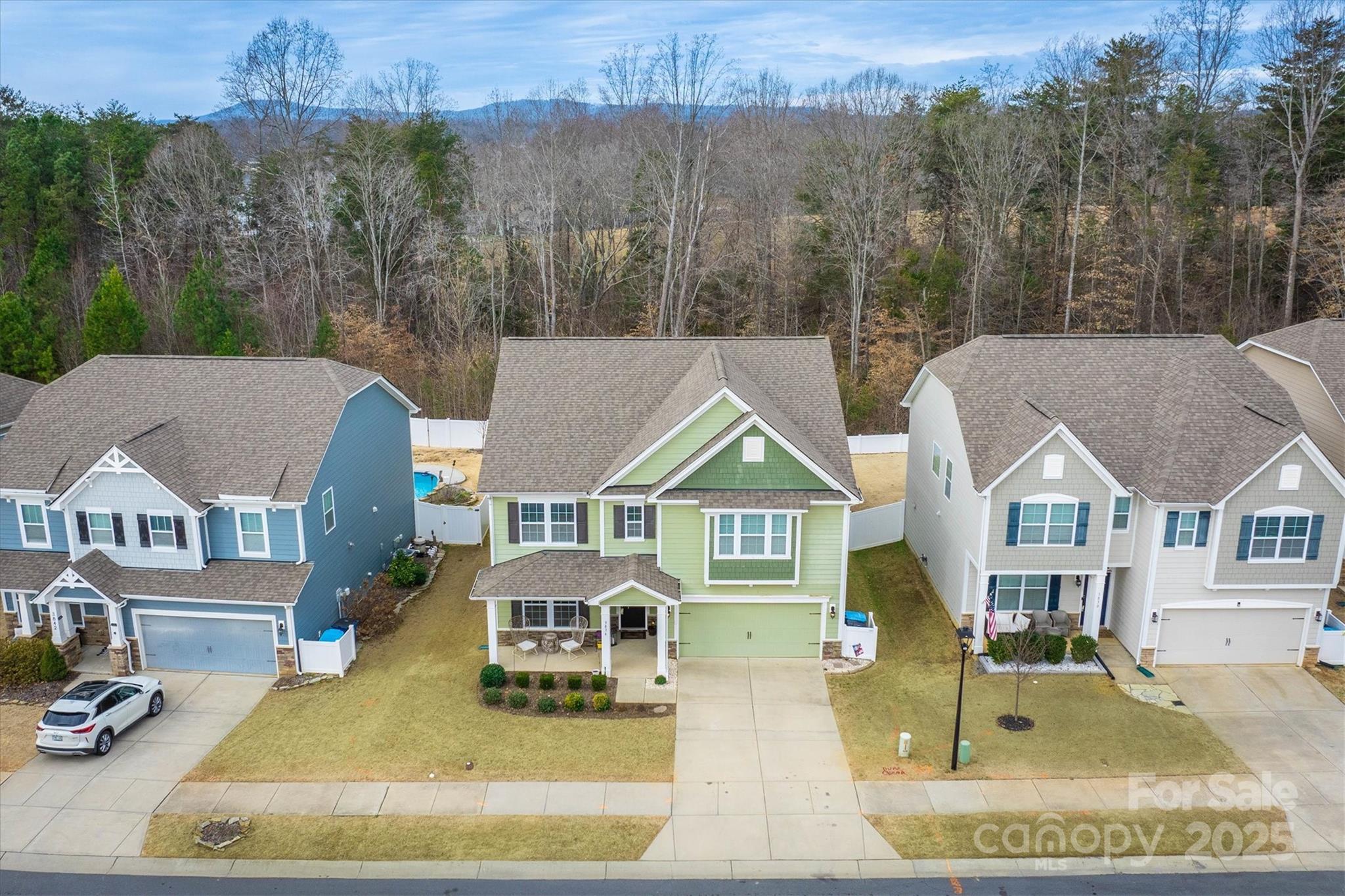 3836 Lake Breeze Drive