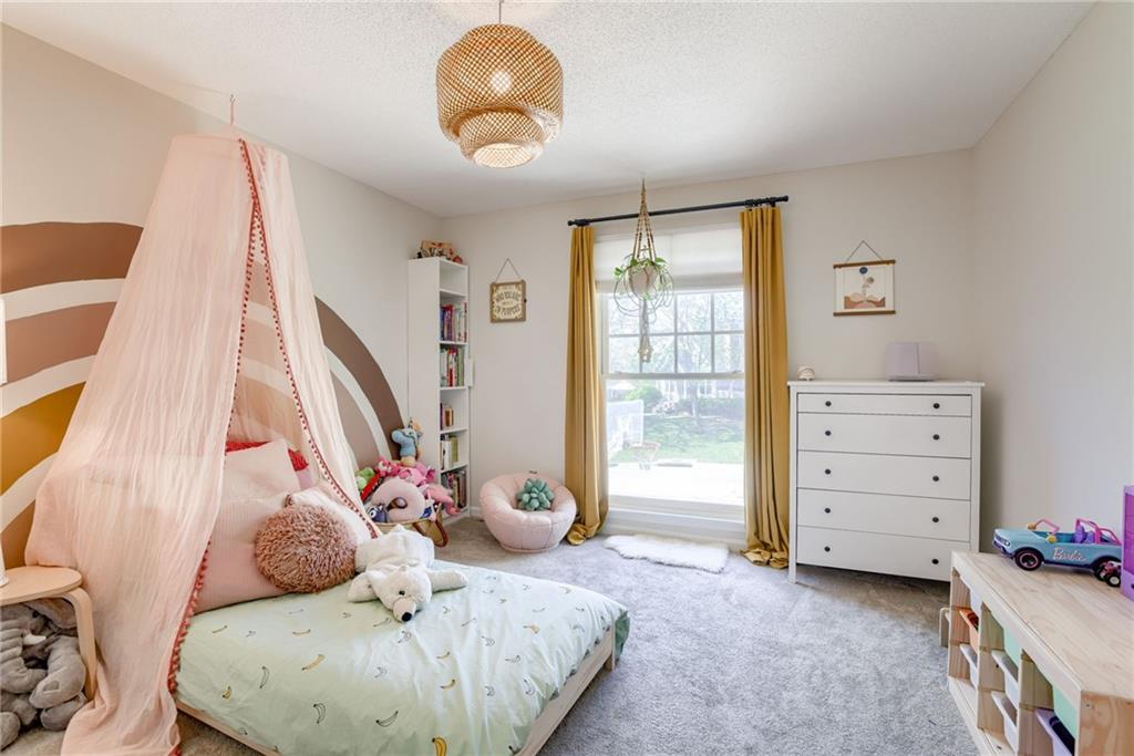 6623 Cottonwood Drive