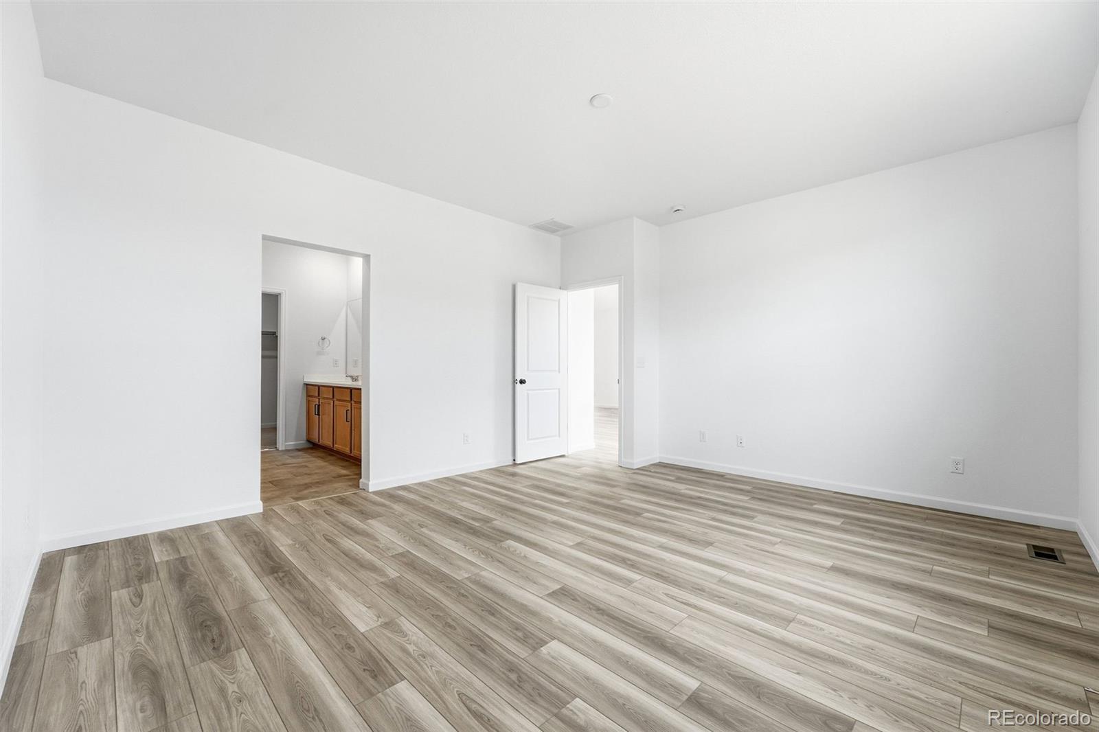 3348 N Duquesne Way