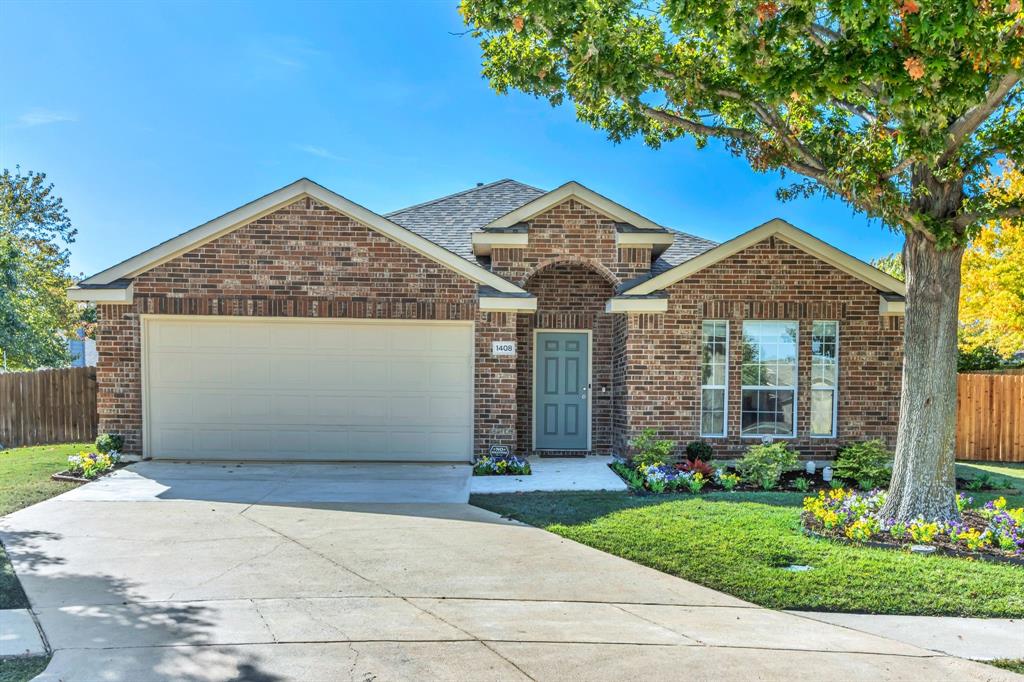 Tucked away on a quiet cul-de-sac in a top-rated Frisco ISD neighborhood, this beautifully updated home offers the perfect blend of comfort, style, and functionality. From the charming curb appeal and fresh outdoor tile to the new privacy fence and 2023 roof, every detail reflects true pride of ownership.
Inside, enjoy a private home office ideal for remote work or study, plus fresh paint and new recessed lighting that brighten every room. The kitchen shines with refreshed cabinetry and contemporary finishes, while the updated guest bathroom features a new vanity, cabinets, and sink. The spacious layout is enhanced by new luxury vinyl plank flooring throughout and a custom accent wall in the primary bedroom for added designer flair.
Retreat to the stunning primary bathroom, remodeled with marble countertops, dual vessel sinks, and modern lighting. Step outside to an enormous, fully irrigated backyard—perfect for flag football, entertaining, or relaxing under the Texas sky.
Additional upgrades include a transferable foundation warranty, new outdoor tile at the front entrance and walkway, and negotiable furniture, appliances, and TVs. This move-in ready gem is a rare find in one of Frisco’s most sought-after communities.