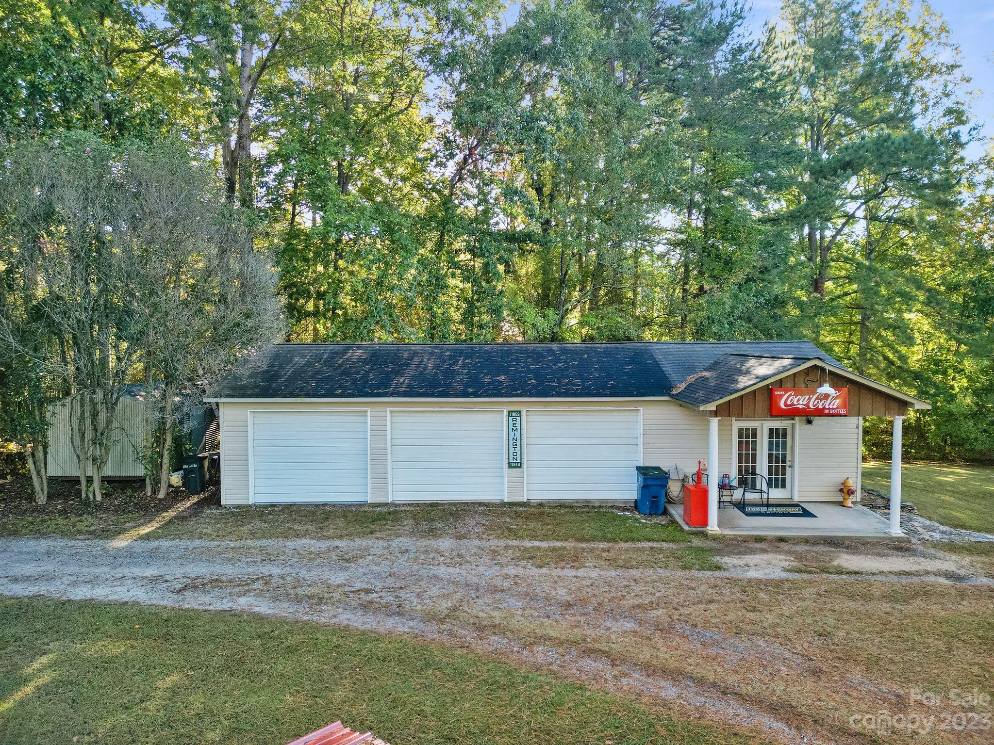 6820 Locke Drive