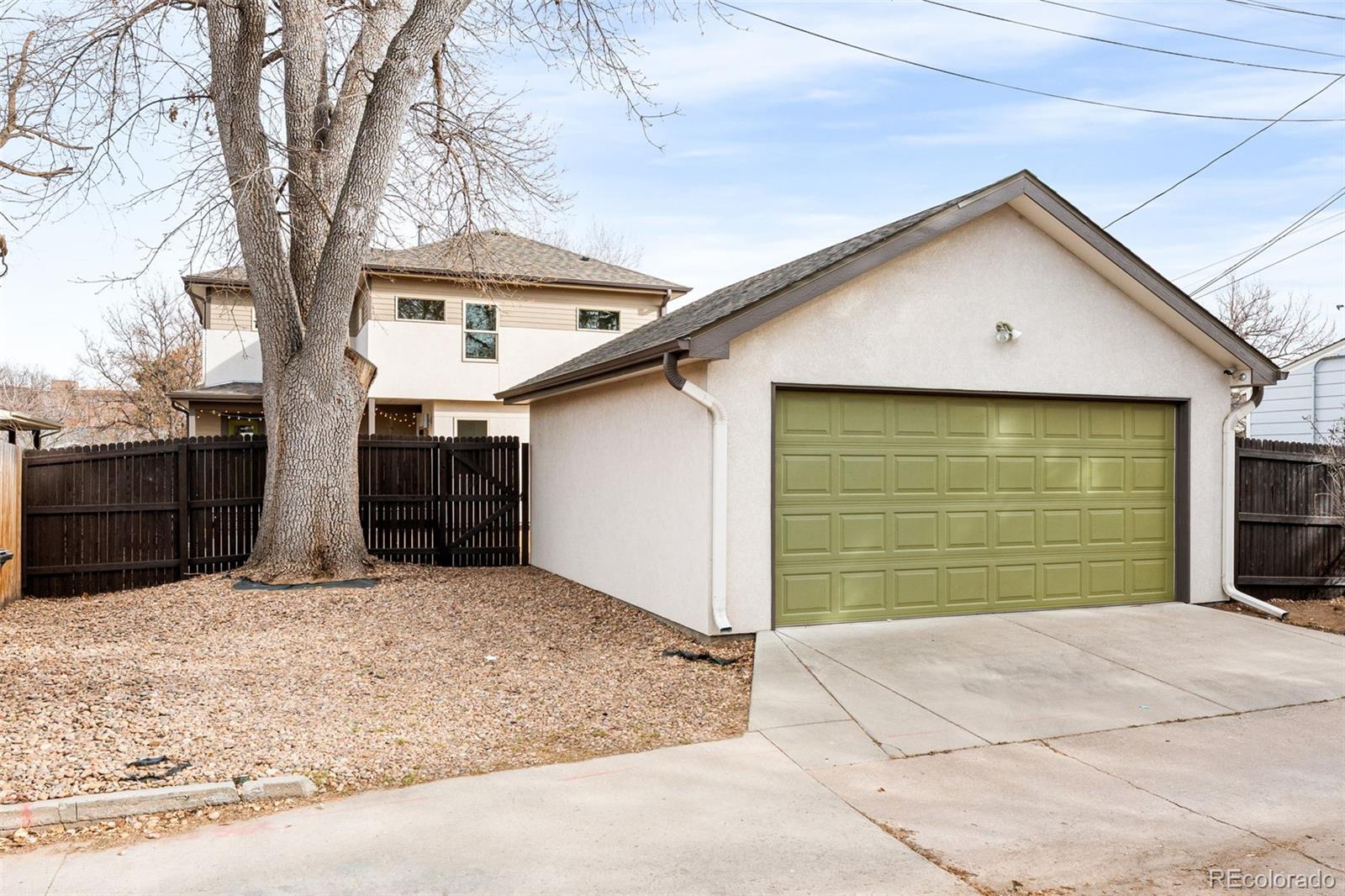 2051 S Gilpin Street