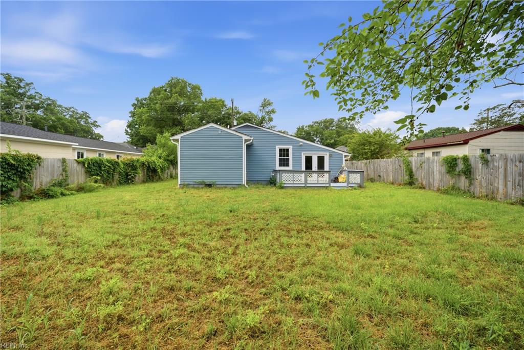 218 Bradford Avenue