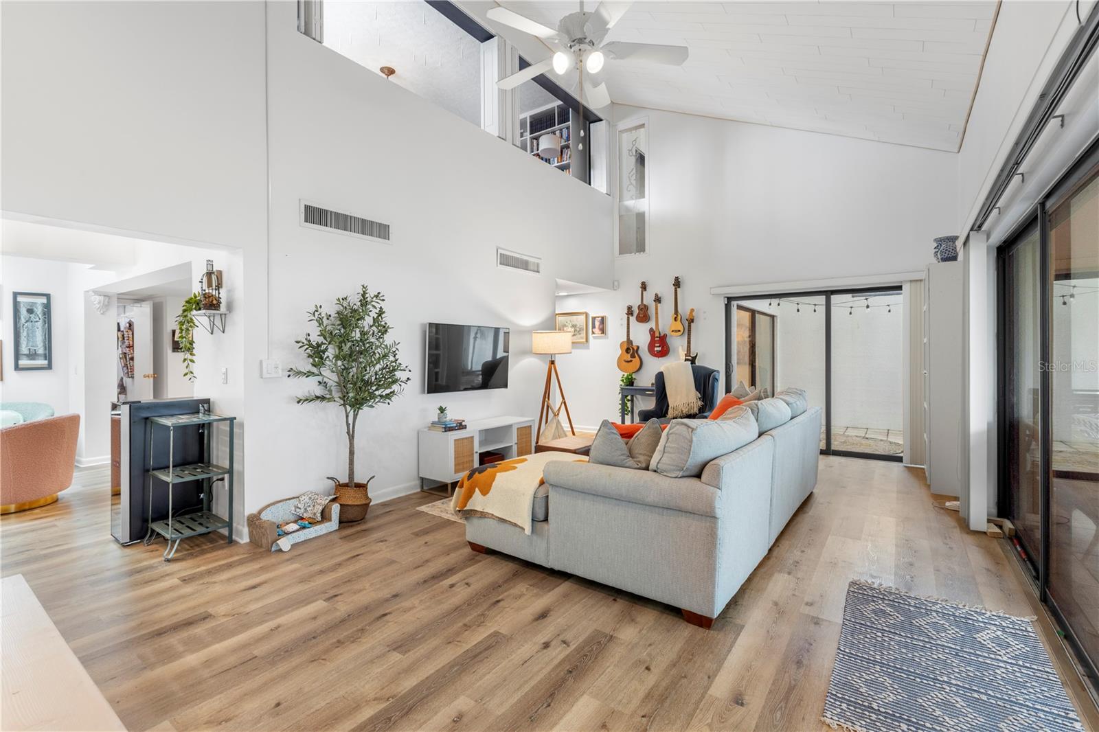 14223 Cypress Circle 14223