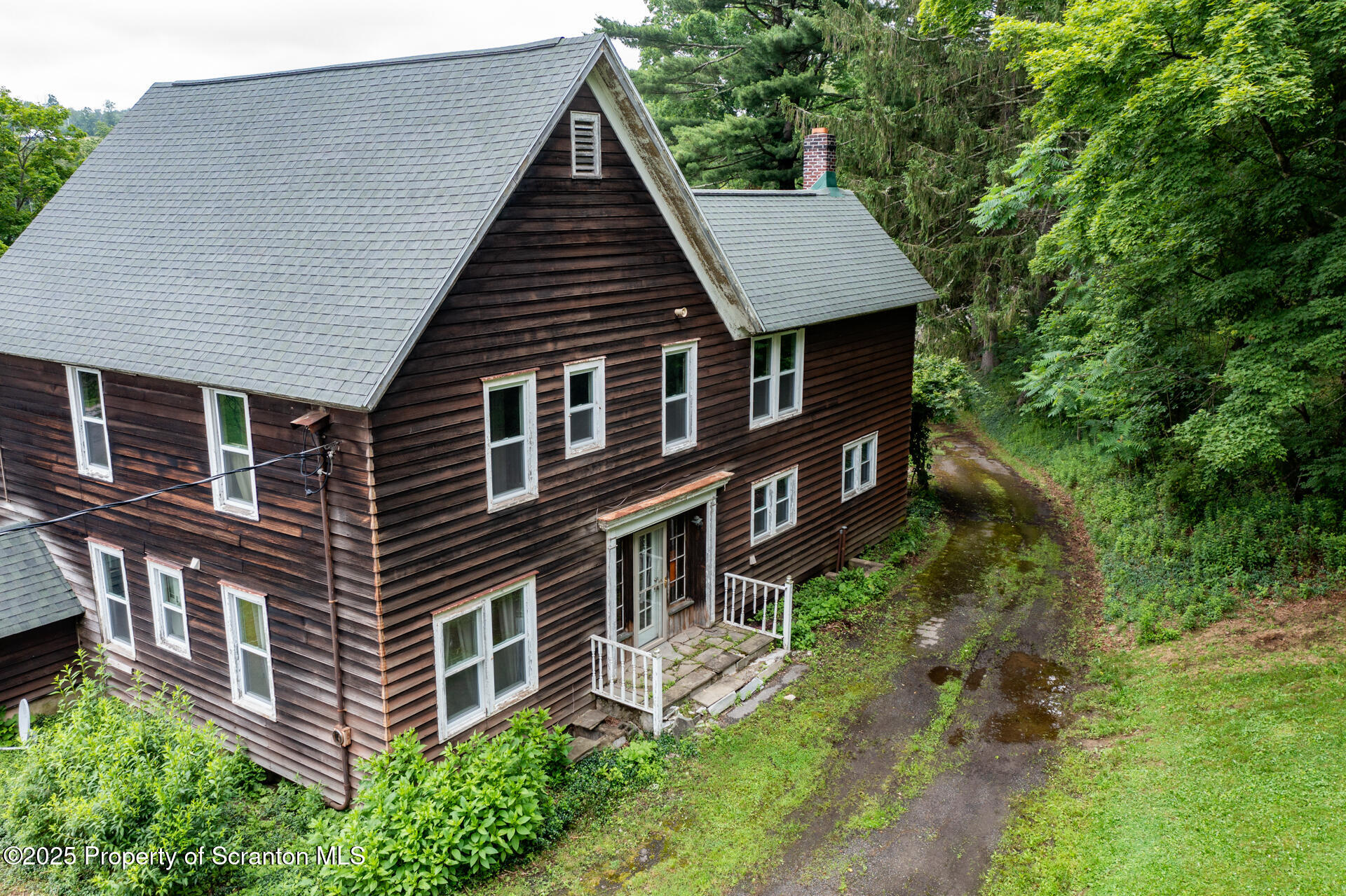 1942 Hess Road
