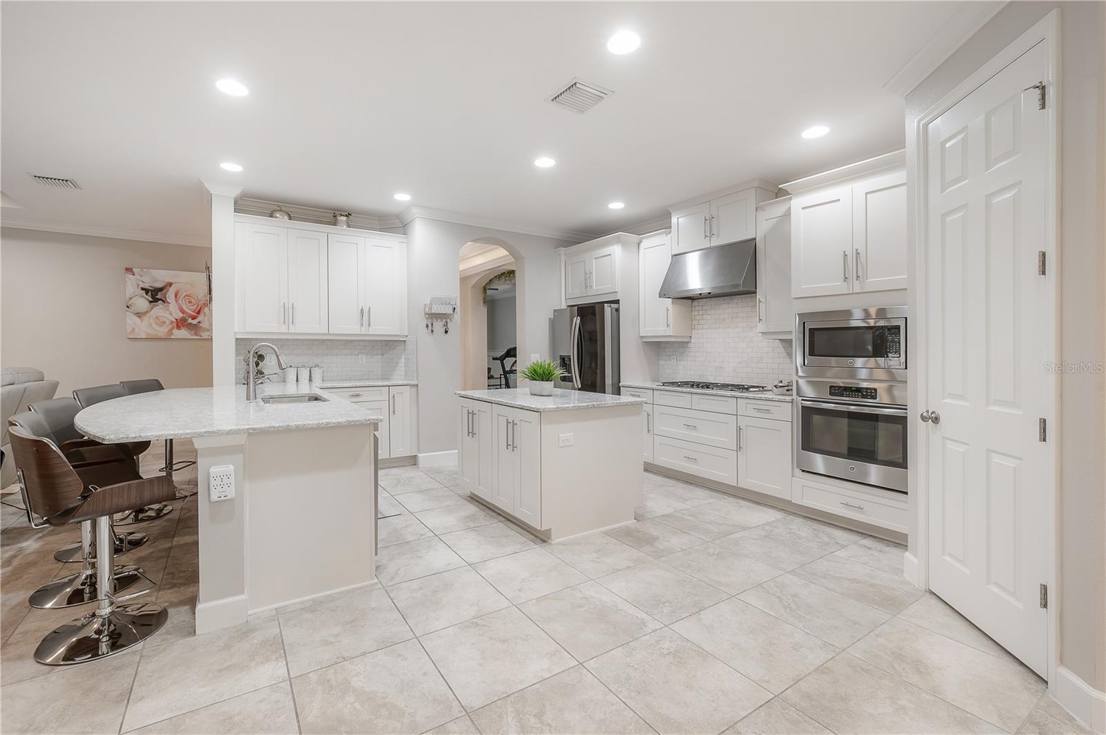 903 Heritage Groves Drive