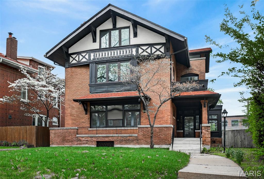 6203 Washington Avenue