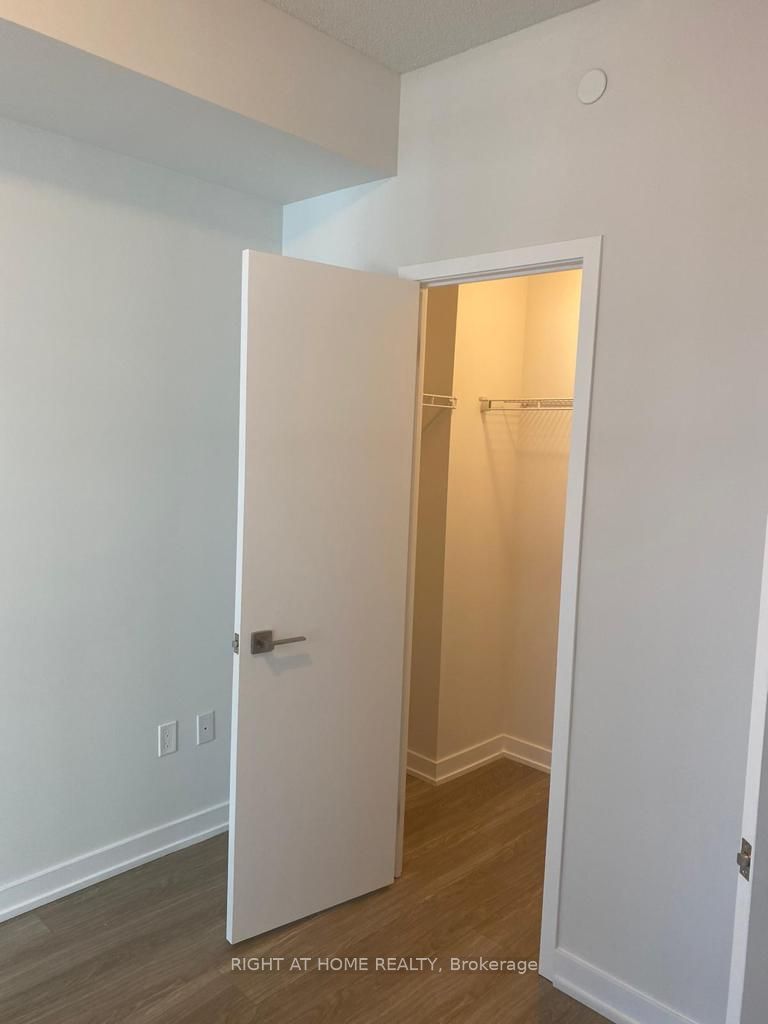 4055 Parkside Village Dr 1017