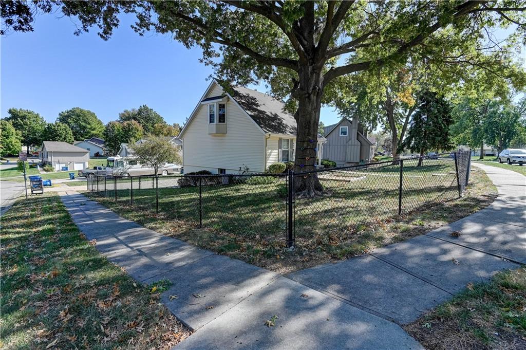 1913 Place Liberte Drive