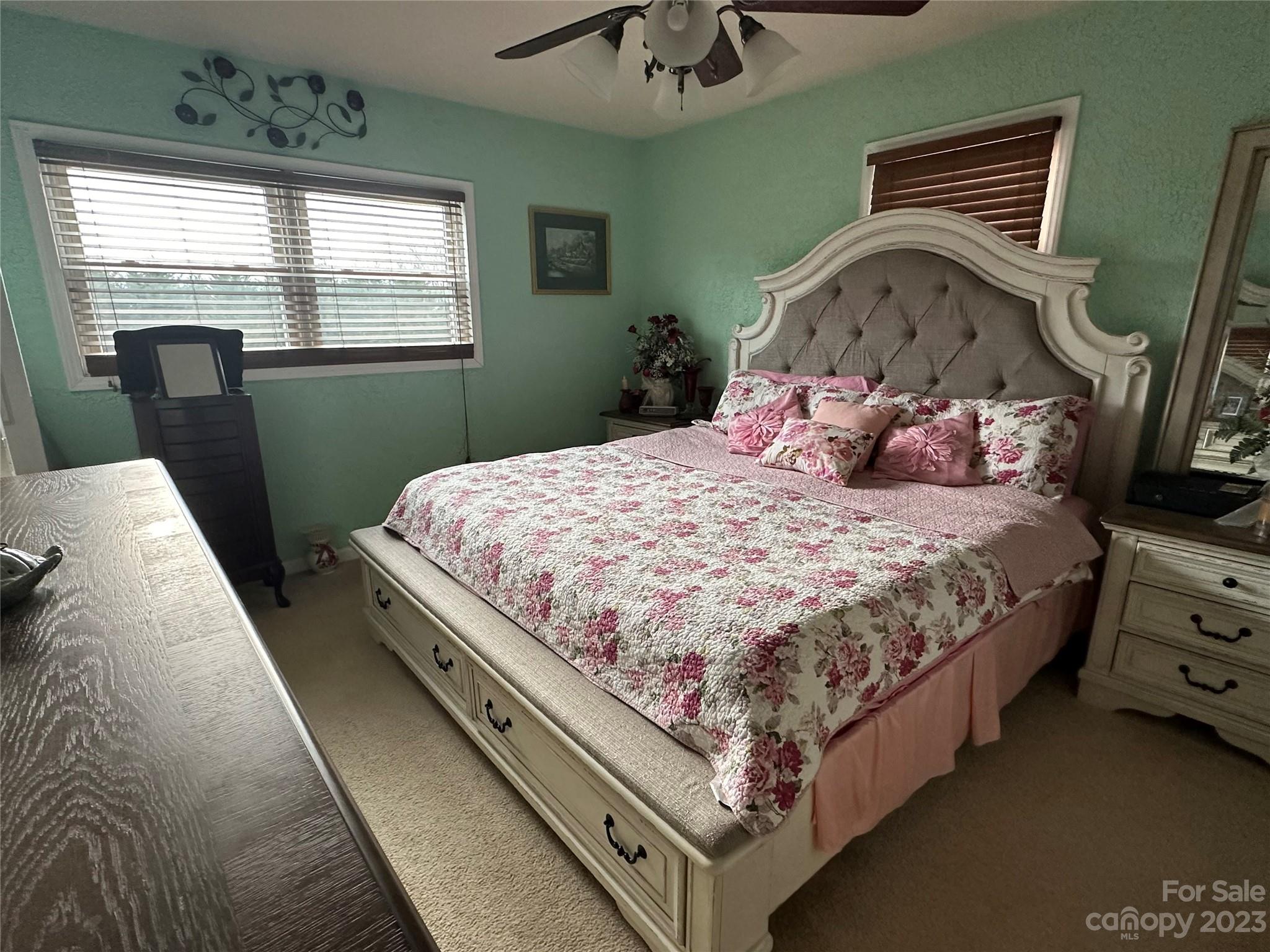2704 Twin Meadow Drive