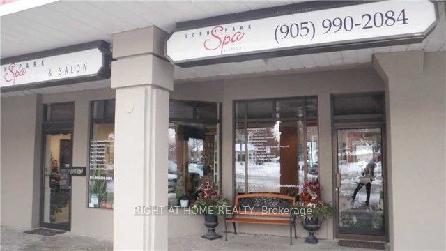 1107 Lorne Park Rd 1213
