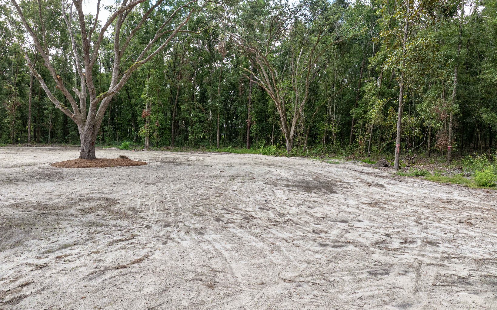 310 NE Weeping Willow Ln