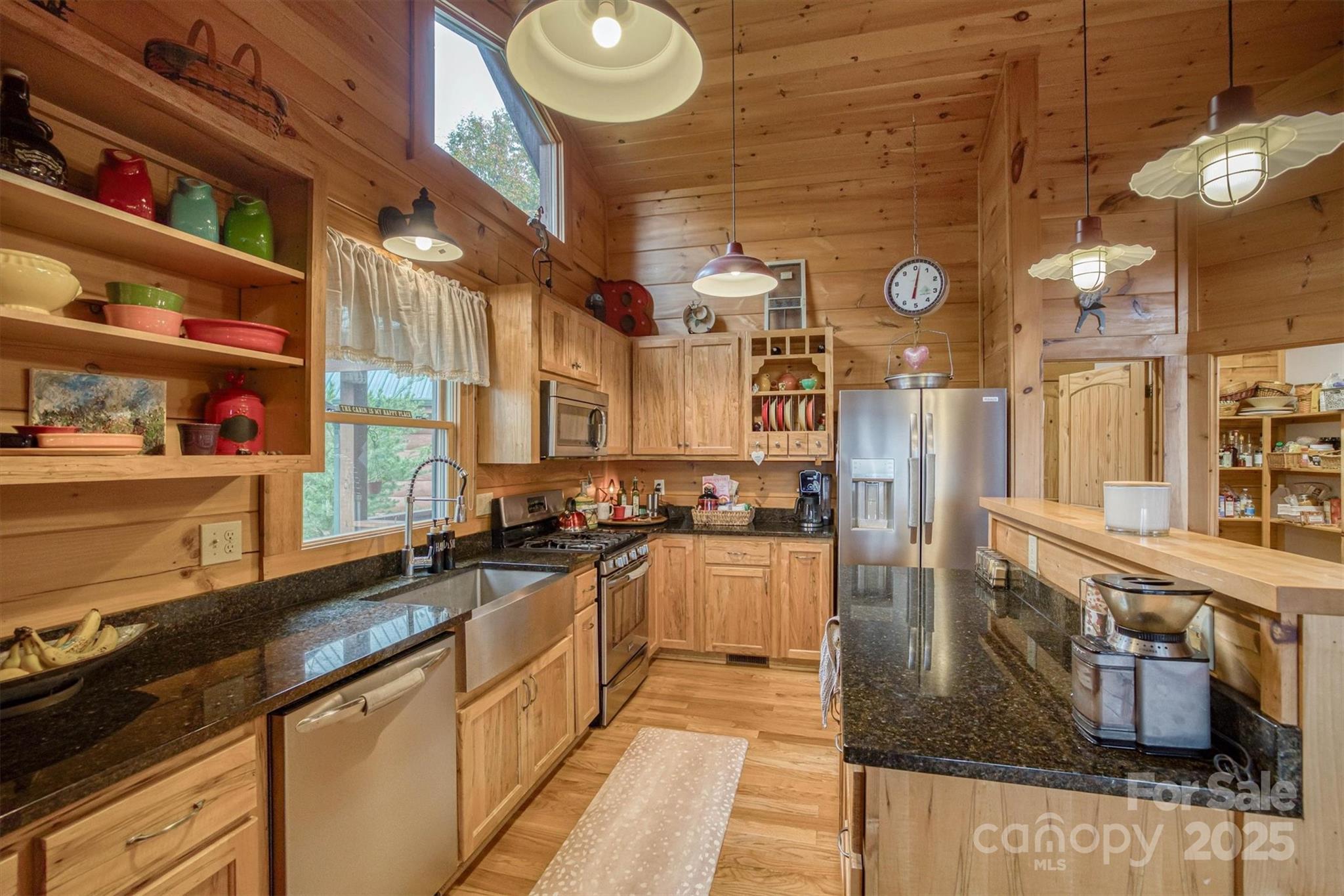 72 Valley View Trail