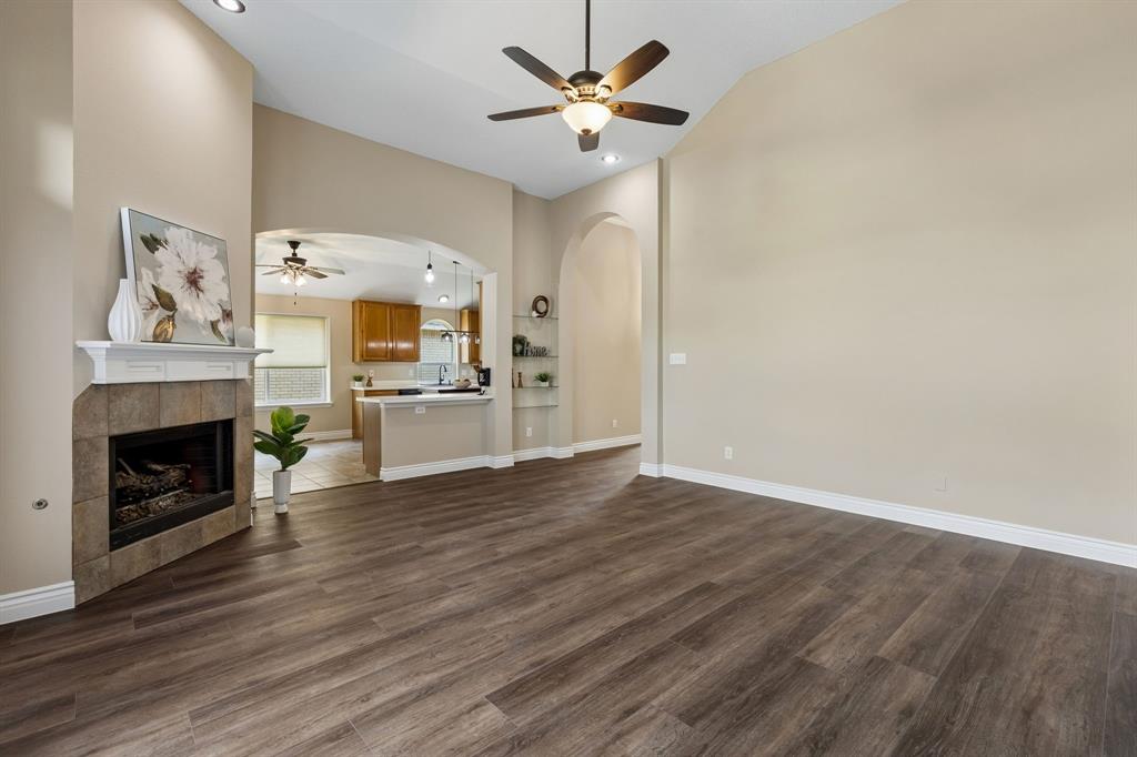 607 Grimsworth Court