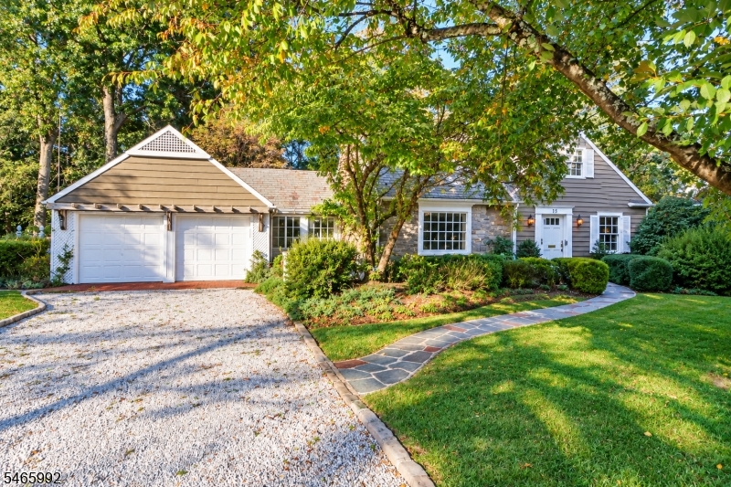 15 Norman Cir