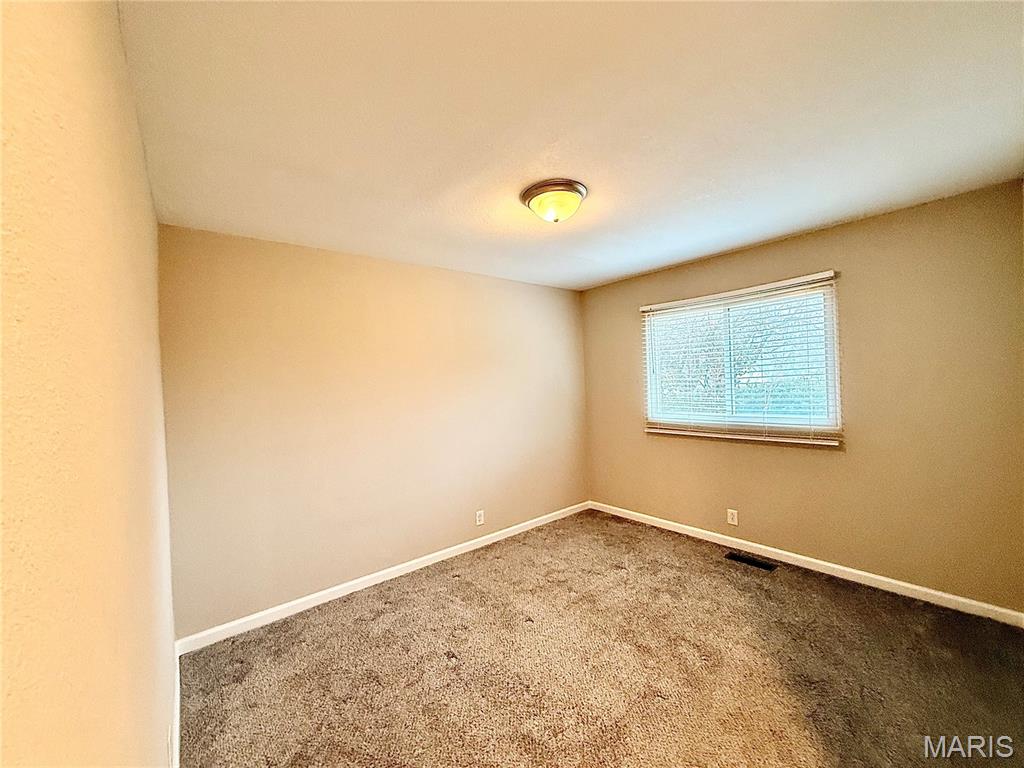 101 Meadowbrook Drive
