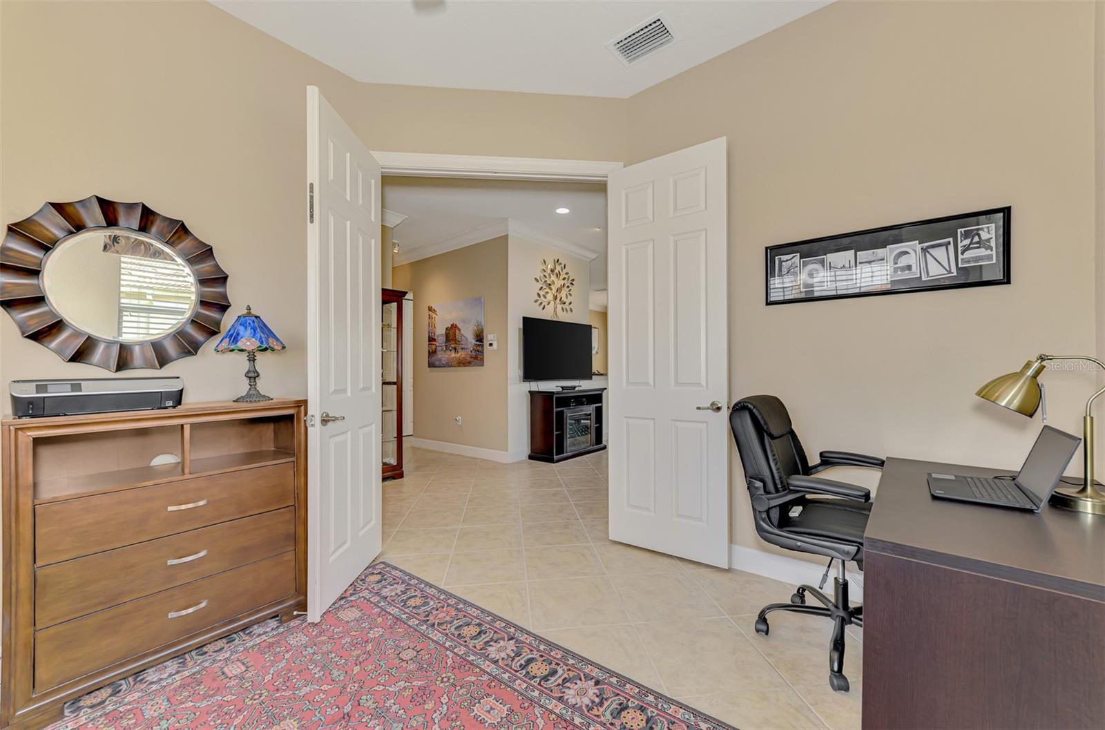 13096 Creekside Lane