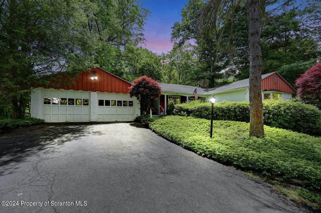 1342 N Abington Road