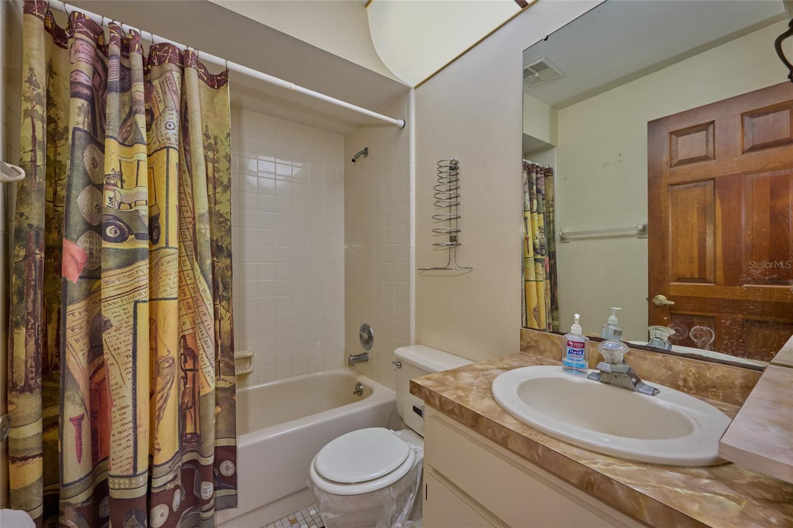 4220 Oleander Drive